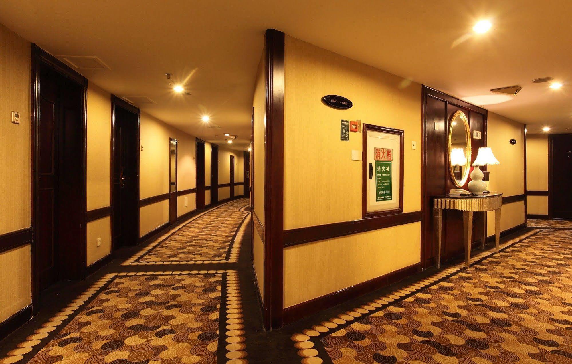 Weilai Conifer Hotel Чжэнчжоу Экстерьер фото